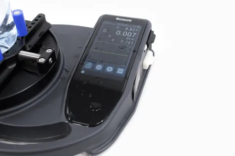 Mecmesin | VTG Tornado touchscreen IP54 splash proof torque tester