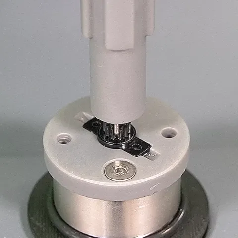 Close-up micro cog component torque test